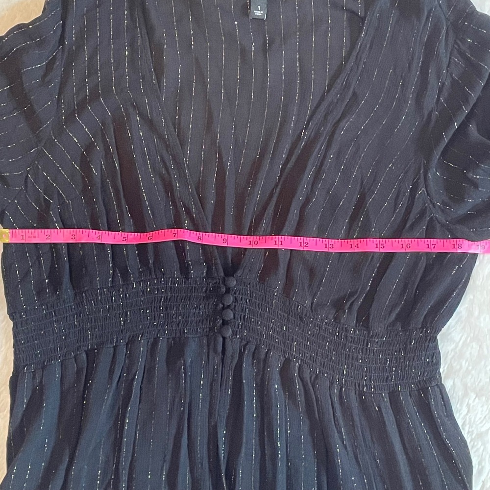 Torrid Black Gold Metallic Pinstripe Smocked Empire Waist Babydoll Top Sz 1 Edgy - Picture 5 of 6